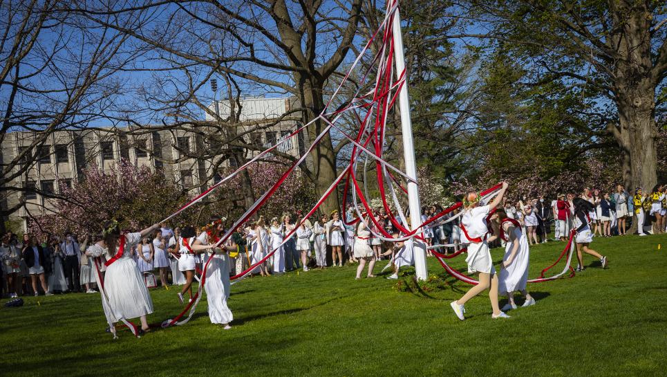 Bryn Mawr Celebrates May Day 2022